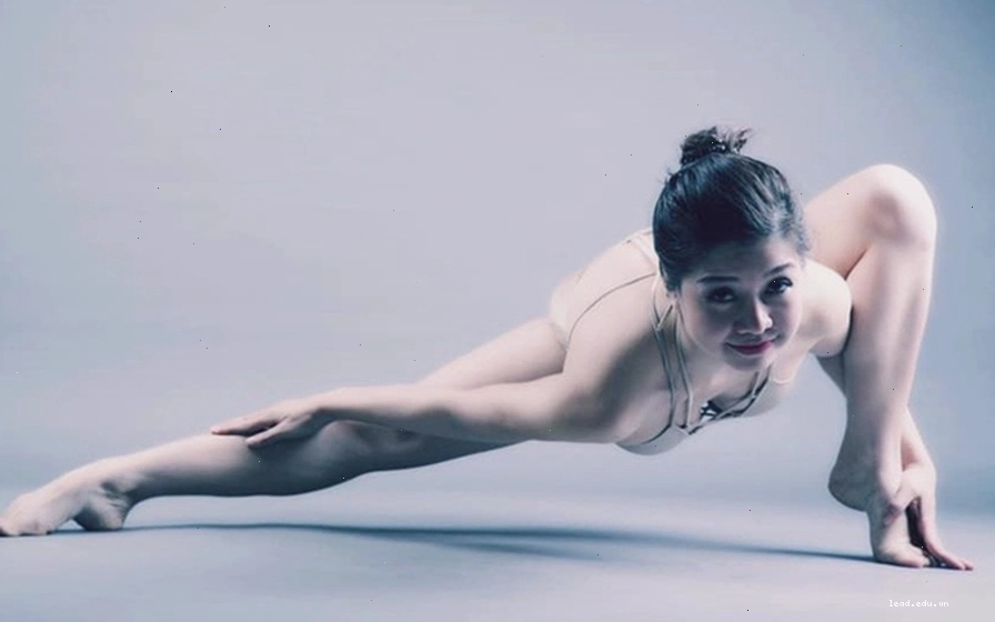 6 bài tập yoga cơ bản của HLV Nguyễn Hiếu giúp làm quen với bộ môn