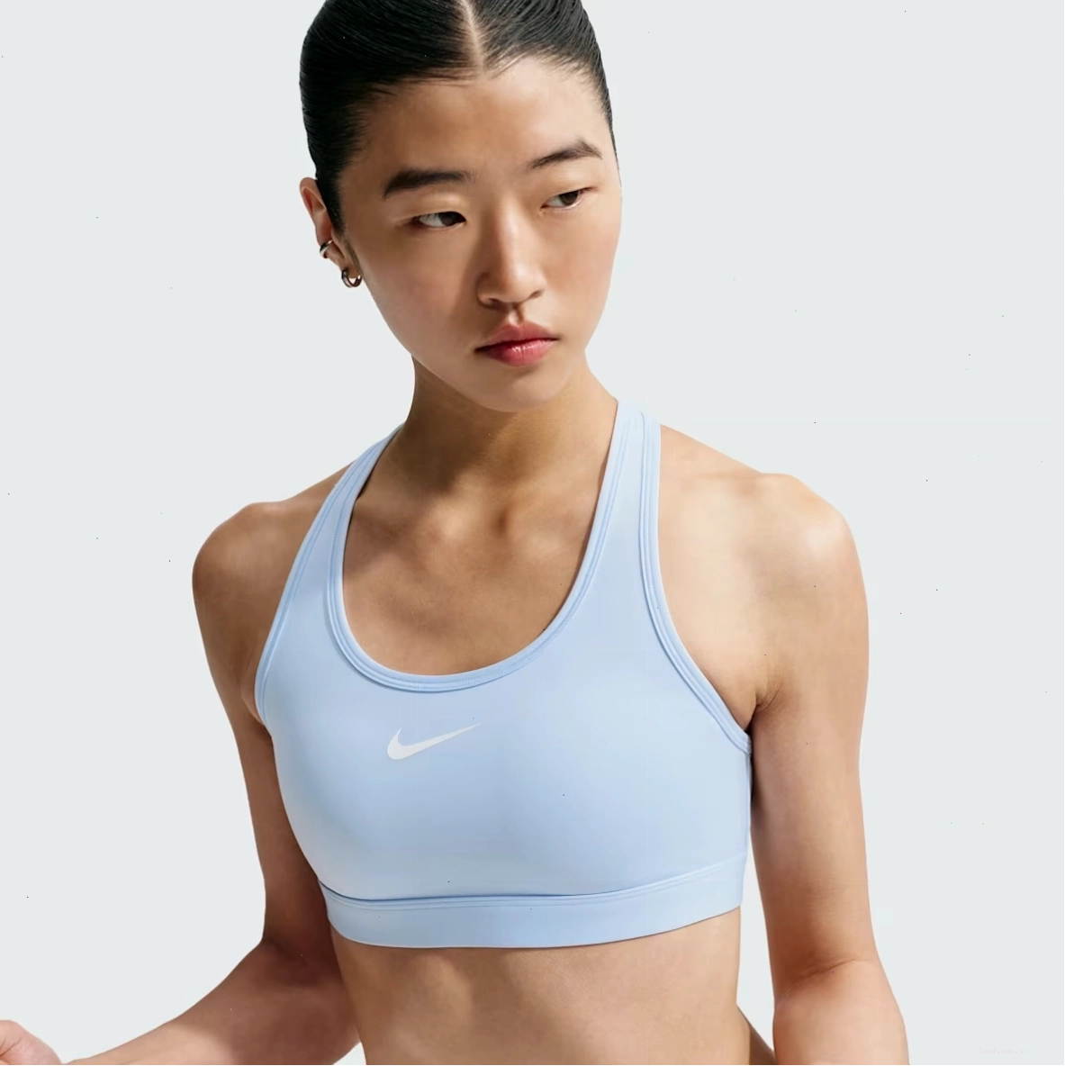 Áo ngực thể thao Nike Swoosh