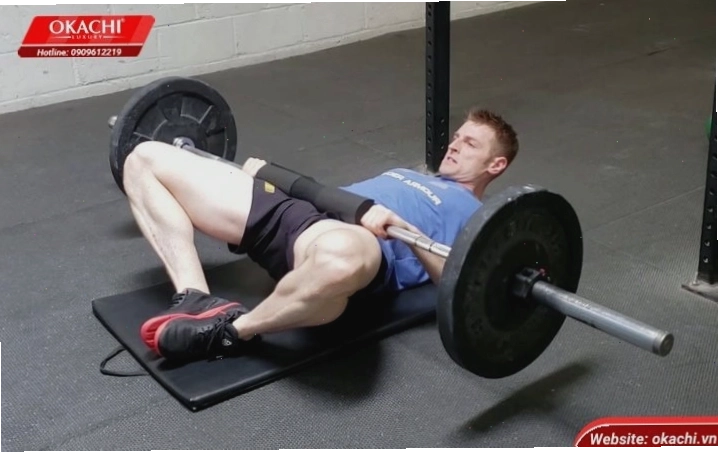 Bài tập Frog Pump Hip Thrust tập trung vào cơ mông