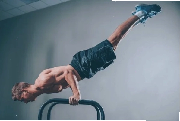 Bài tập ngực trên với tạ đòn trên ghế dốc