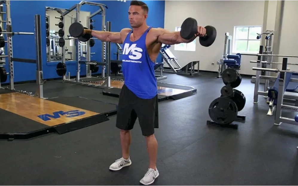 Bài tập vai Dumbbell Lateral Raise với tạ đơn