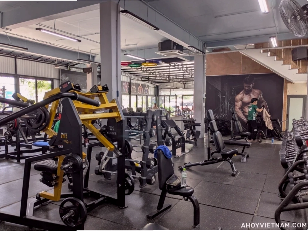 Bên trong Fit Nation, một trong những phòng gym yêu thích của tôi ở Hội An
