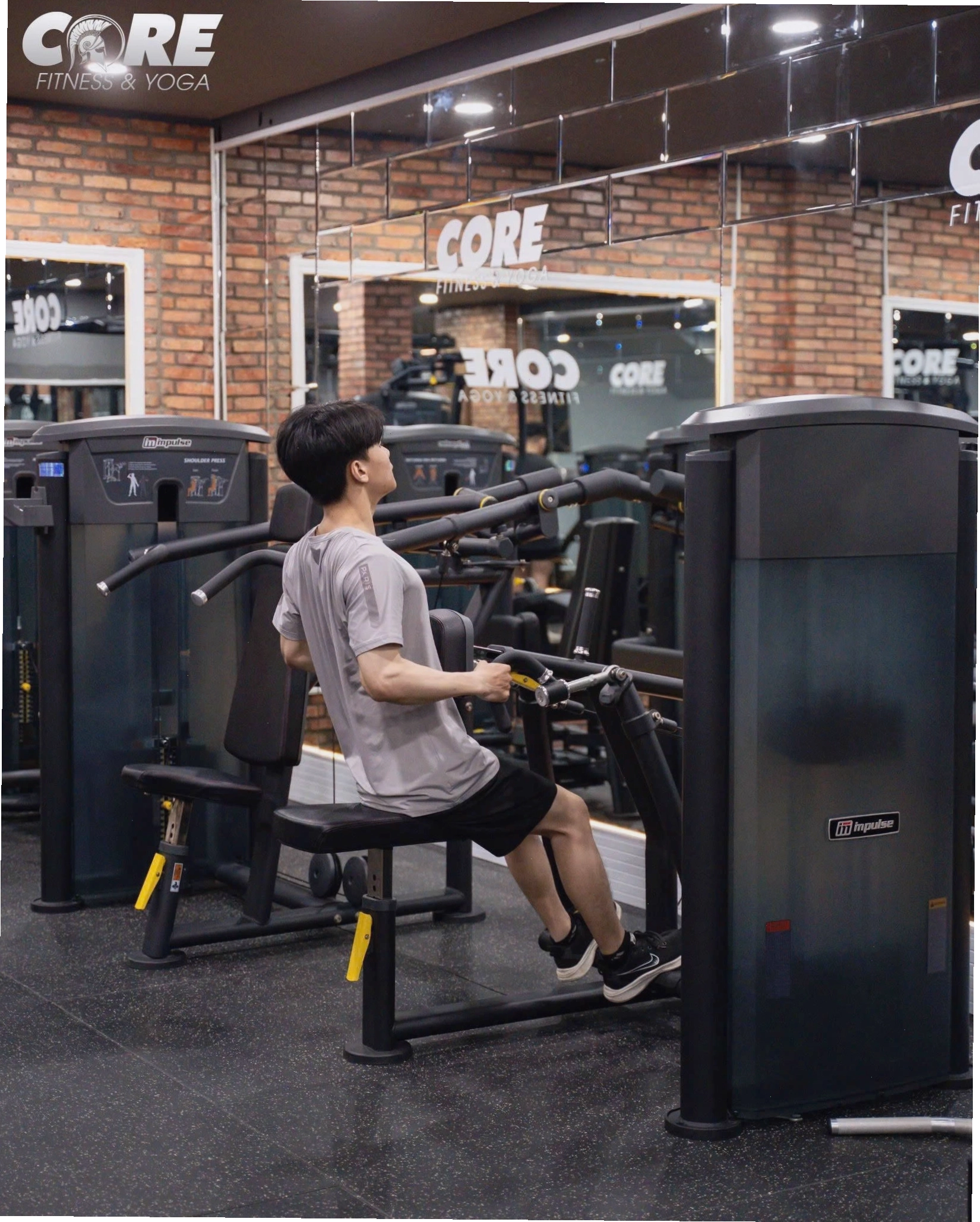 Các thiết bị tập luyện hiện đại tại Core Fitness & Yoga