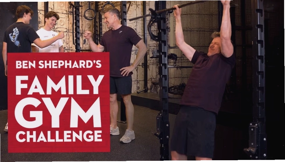 Dorian Yates thực hiện bài tập Leg Press