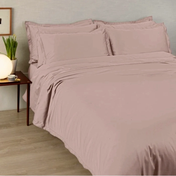 Không gian phòng ngủ sang trọng với sản phẩm Luxury Dream
