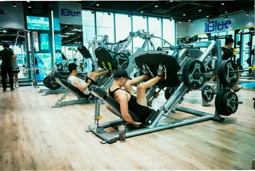 Không gian tập luyện tại Blue Gym Hà Đông