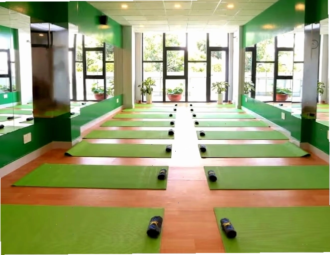Không gian tập luyện tại SKY YOGA DANCE & GYM CENTER Quận 8