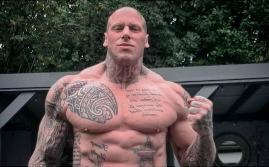 Martyn Ford ngoài đời thường, vẫn giữ phong thái mạnh mẽ