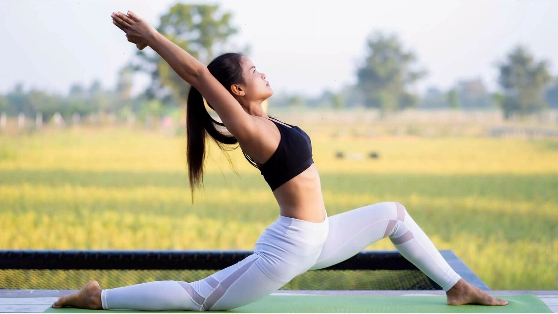 Nên thực hiện các tư thế cơ bản trước khi bắt đầu tư thế cái cày