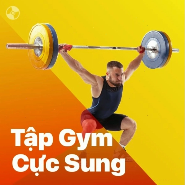 Nghệ sĩ DJ biểu diễn tạo không khí sôi động cho buổi tập gym