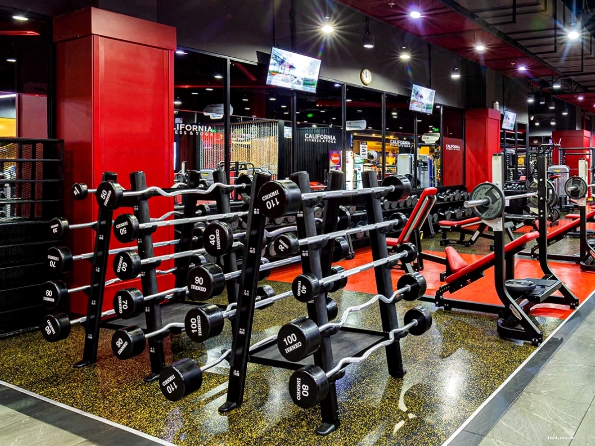 Phòng tập gym ở Tân Phú không gian thoáng mát - PGYM Fitness & Yoga