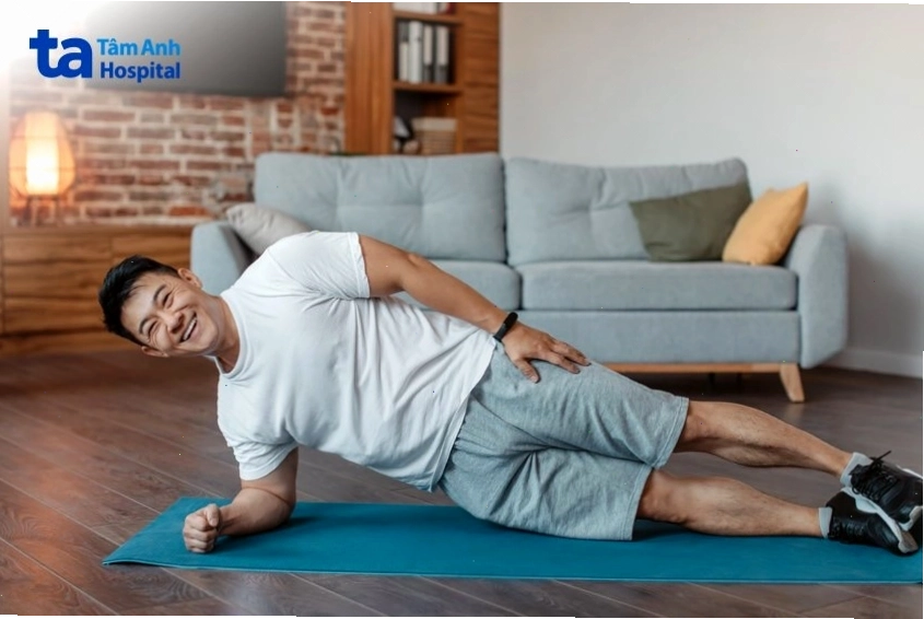 Plank nghiêng là biến thể giúp giảm mỡ vùng eo hiệu quả