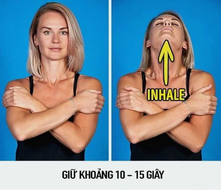 Tập thể dục làm ấm cơ mặt bằng cách phát âm các nguyên âm