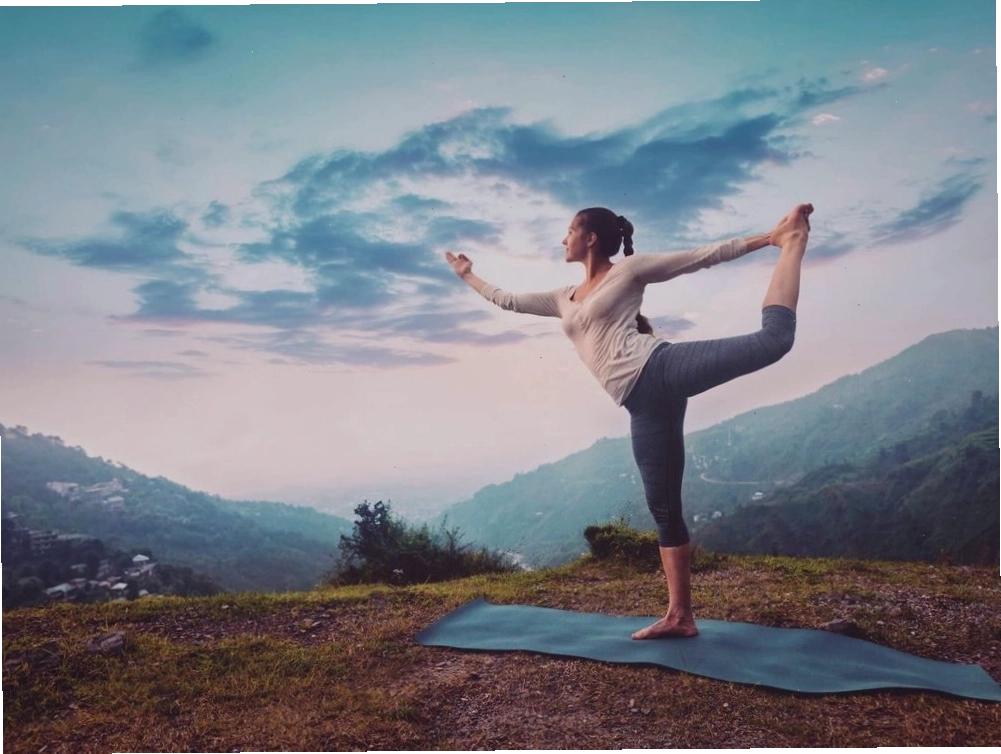 Tập thể dục và yoga giúp cải thiện độ săn chắc của làn da