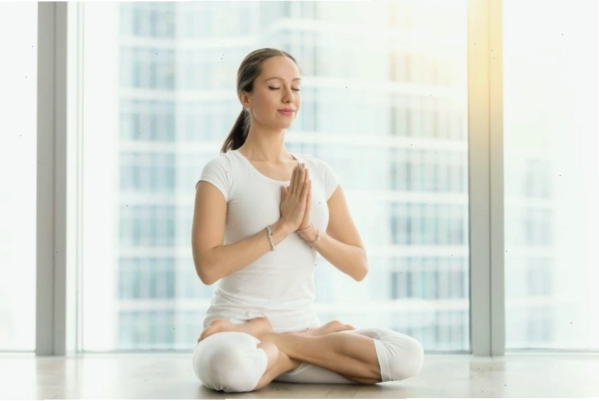 Tập yoga sau sinh giúp mẹ giảm cân, giảm căng thẳng và lấy lại vóc dáng cân đối
