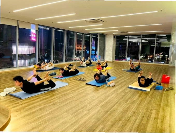 Thiết bị tập luyện tại KK Fitness & Yoga Quận 11