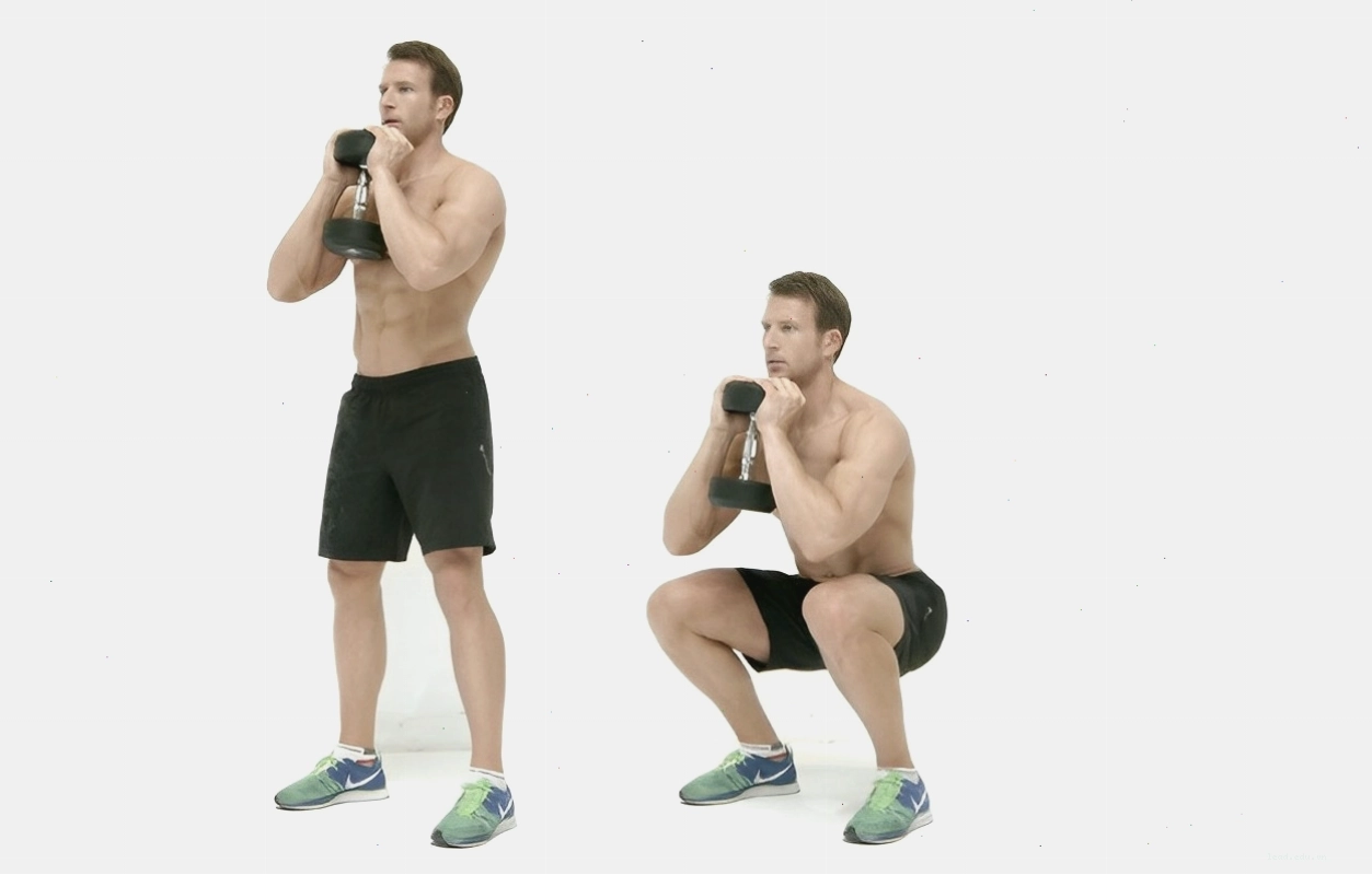 Thực hiện bài tập Dumbbell Sumo Squat với tạ đơn