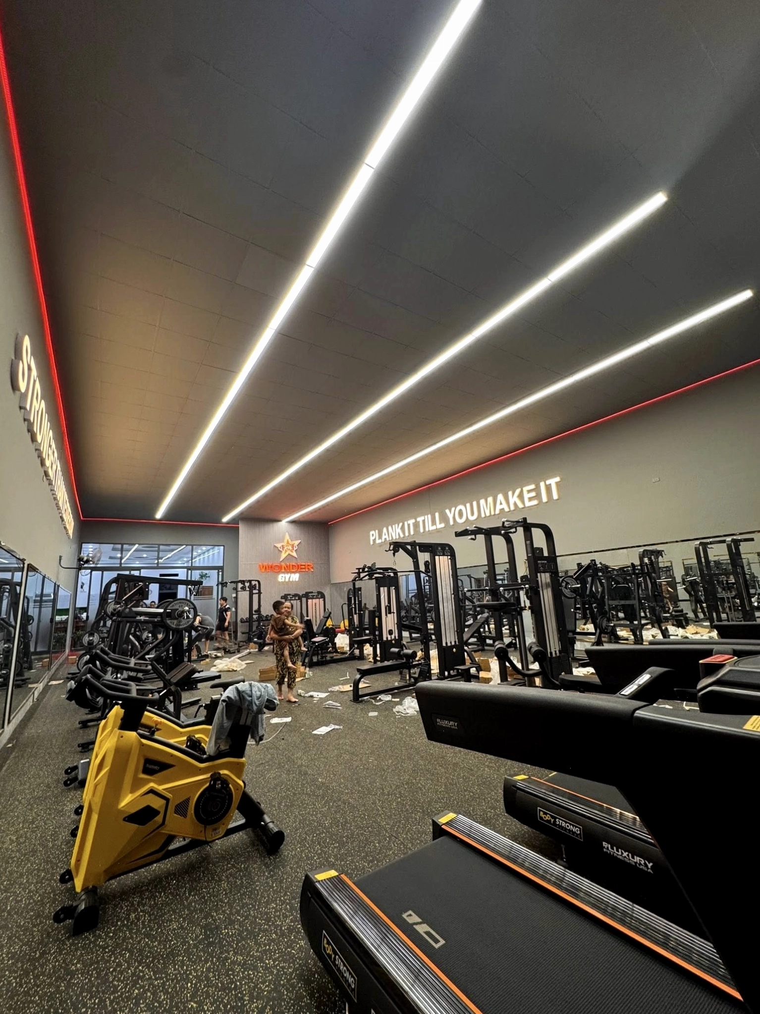 Trang thiết bị nhập khẩu tại Wonder Fitness Center