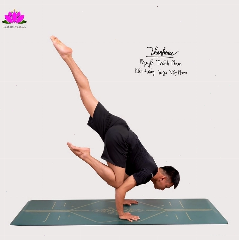 Tư thế Cánh Cung yoga đẹp